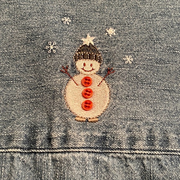 Christopher and Banks Jean Jacket Embroidered Snow Days Womens L 400:S1414 - Picture 8 of 16